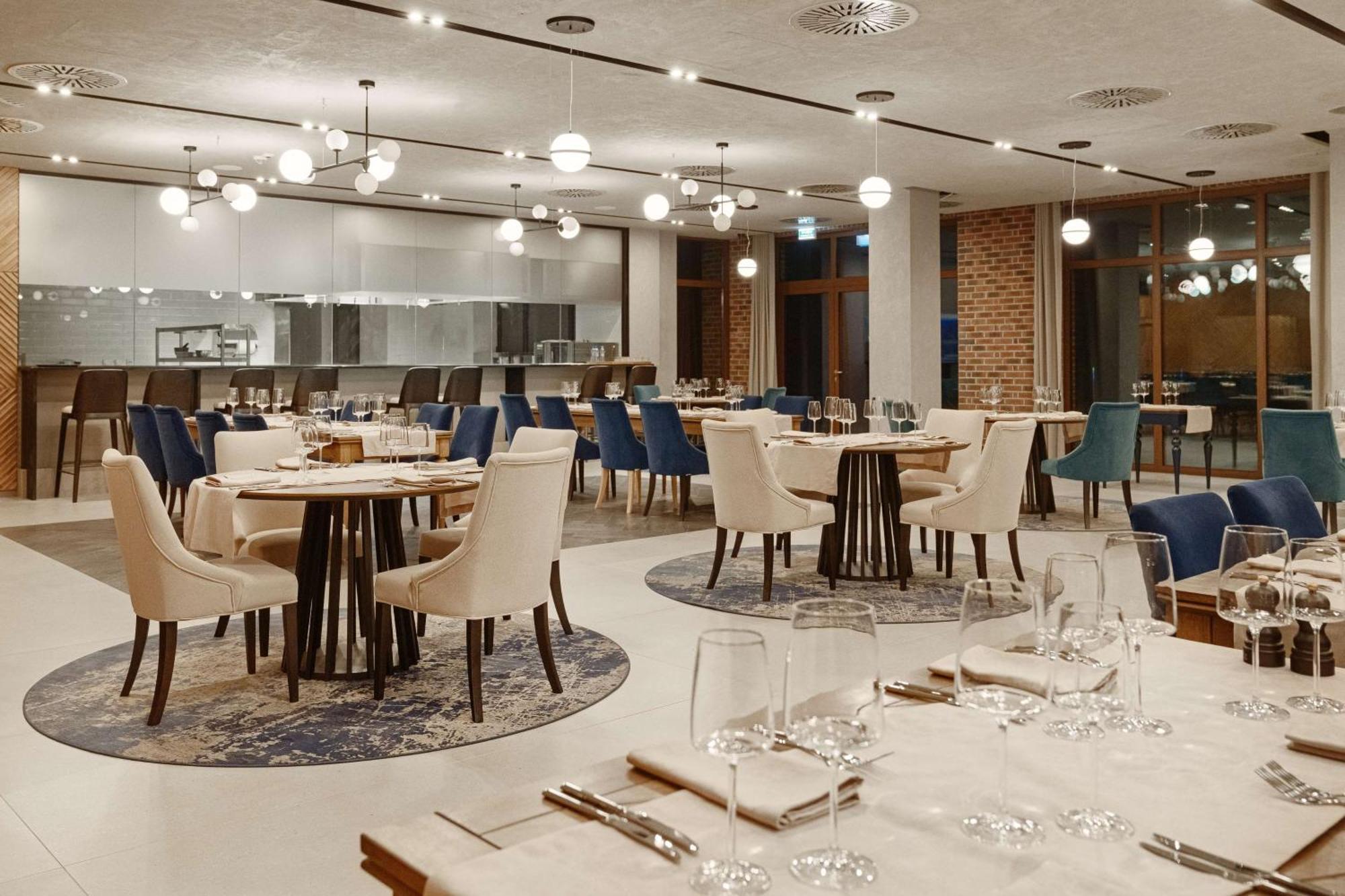 Radisson Blu Resort & Conference Center, Ostroda Mazury Εξωτερικό φωτογραφία Restaurant